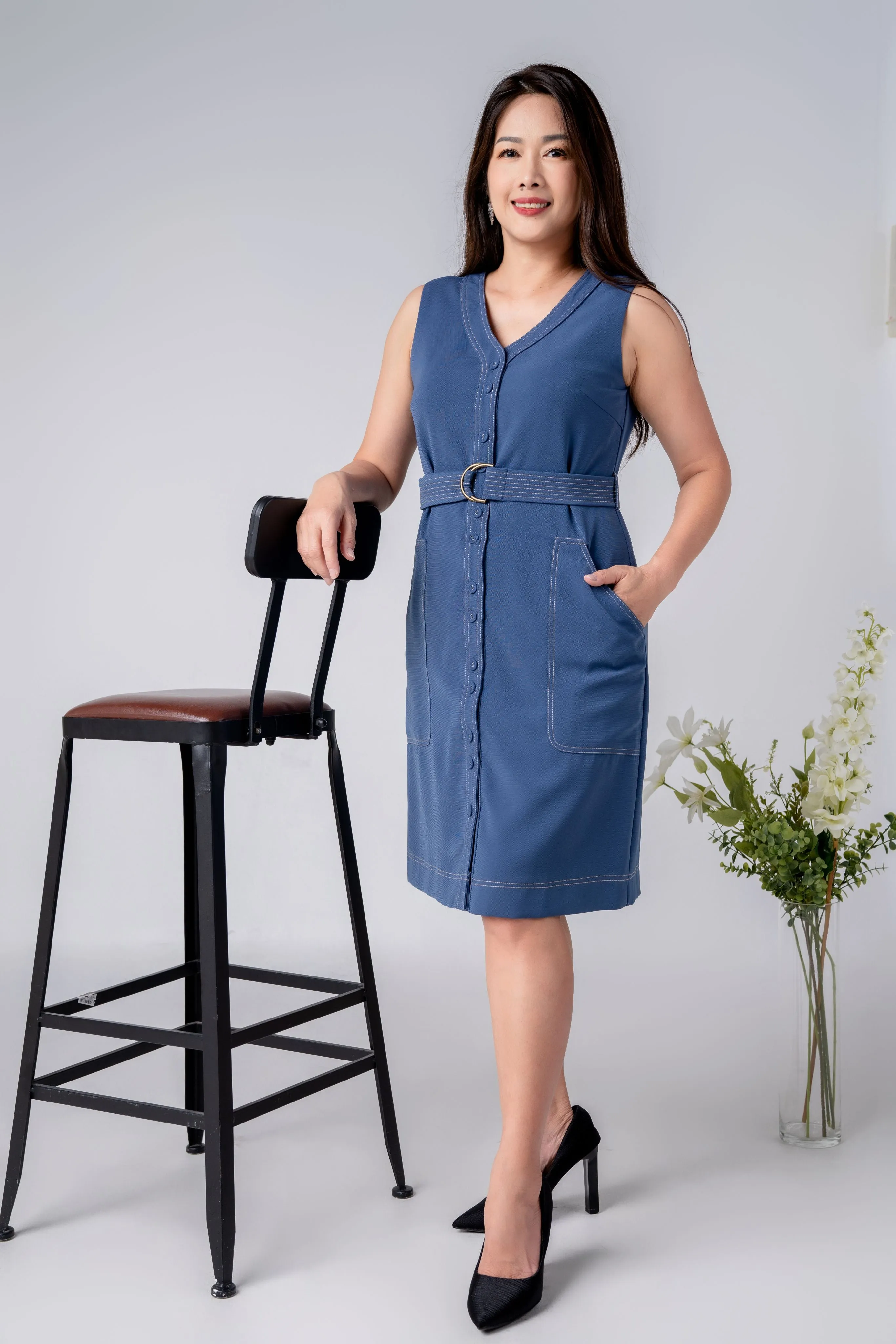 Button Down Sleeveless Dress With Pocket