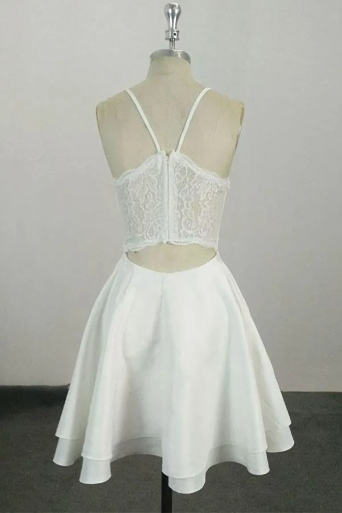 Cute Spaghetti Straps V Neck Knee Length Short Cocktail Dress