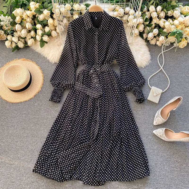 Women's French Style Long Sleeved Plated Skirt Dress